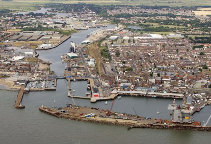 Lowestoft_harbour_aerial
